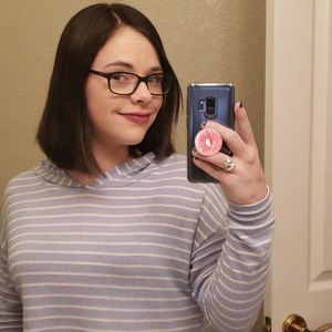 Meet your Posher, Lizzy